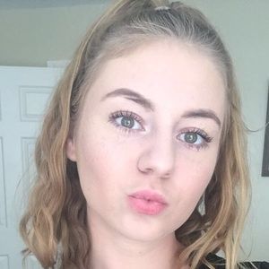 Meet your Posher, Tori